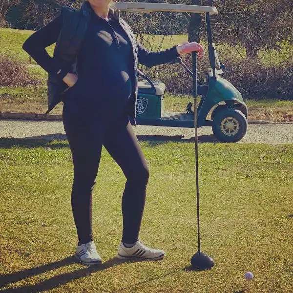 How to Play Golf Safely During Pregnancy - Tips & Precautions!