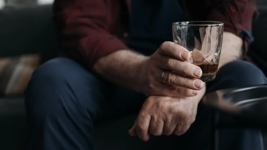 Excessive Alcohol Intake Thins Bones