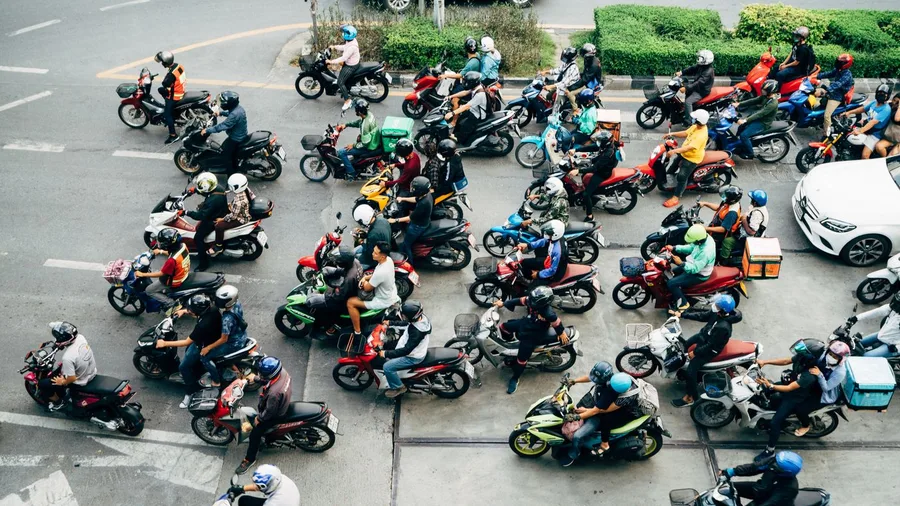 City Traffic Deafens on Commutes