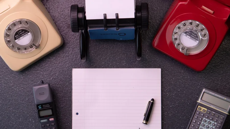 Writing Down Phone Numbers and Addresses Preserves Tactile Memory Anchors