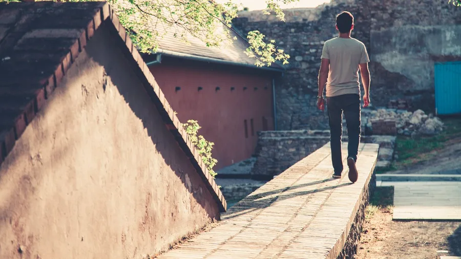You Let Others Be Wrong About You