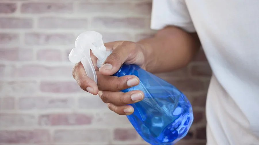 Chemical Exposure Without Gloves Irritates