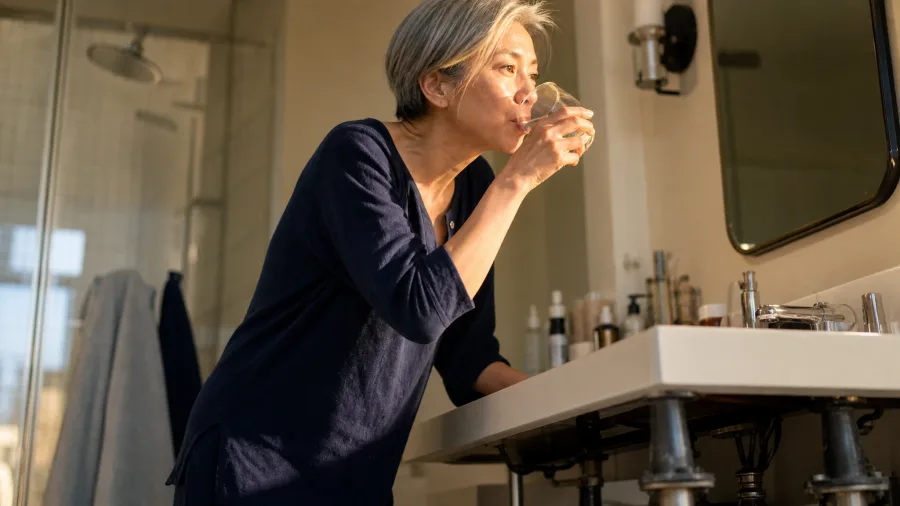 How Morning Hydration Sparks Renal Filtration